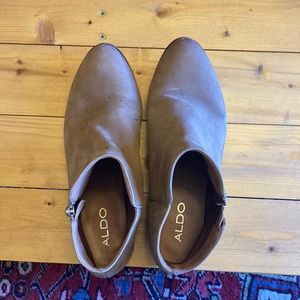 Aldo size 8 bootie